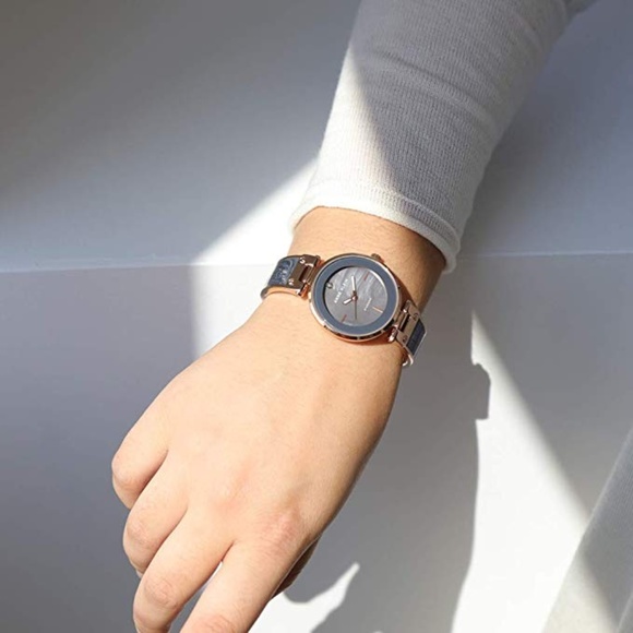 Women\'s Diamond-Accented Dial Bangle Watch main image 4